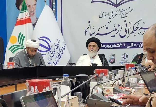 اهمیت حرکت در مسیر تحقق تمدن اسلامی مبتنی بر عقلانیت دینی و مقاومت