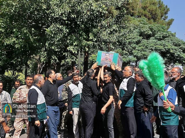 بدرقه شهید دهه شصتی کرمان با حس و حال امام‌رضایی و ابالفضلی