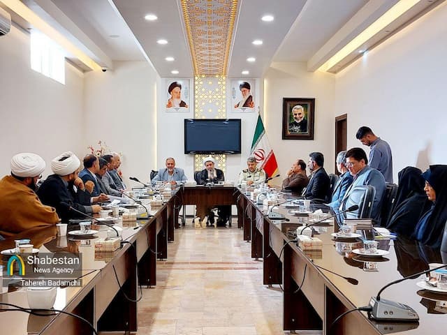 نشست هم اندیشی اجرای پویش "به عشق پیامبر می‌بخشم" در کرمان