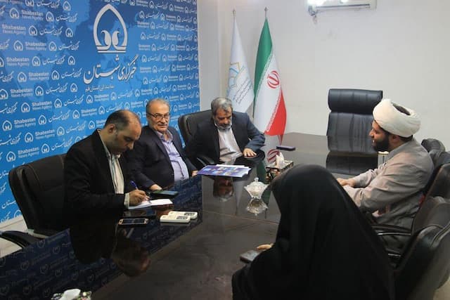 بازدید معاون استاندار قم از خبرگزاری شبستان/ رسانه متعهد می‌تواند آینده فرهنگی یک جامعه را تغییر دهد