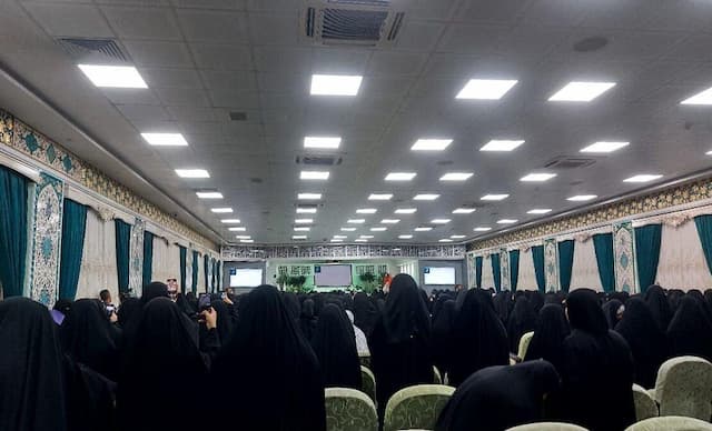 بررسی تاثیرات منفی هوش مصنوعی بر ایمان