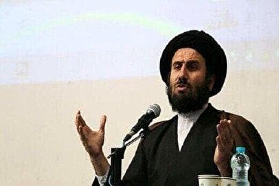 انتقاد امام جمعه قزوین از این رفتار پوتین در دیدار با ترامپ + عکس