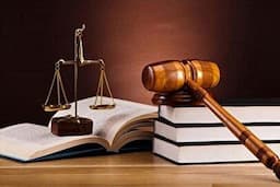 دادگاه‌ها و واحدهای قضایی روز شنبه تعطیل هستند؟