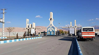 راننده اتوبوس دانشجویان را کتک زد! + فیلم