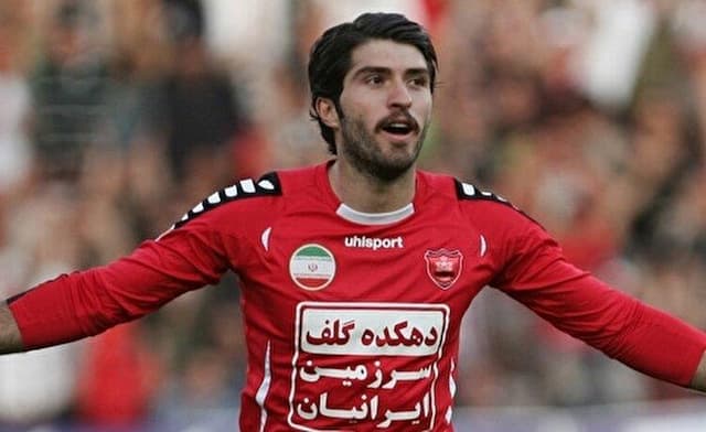 گزینه رضا درویش برای خط حمله پرسپولیس/ بازگشت کریم انصاری‌فرد در ۳۵ سالگی؟