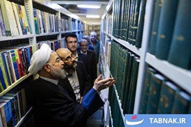 اهدای ۲۵ هزار نسخه کتاب توسط حسن روحانی به کتابخانه ملی