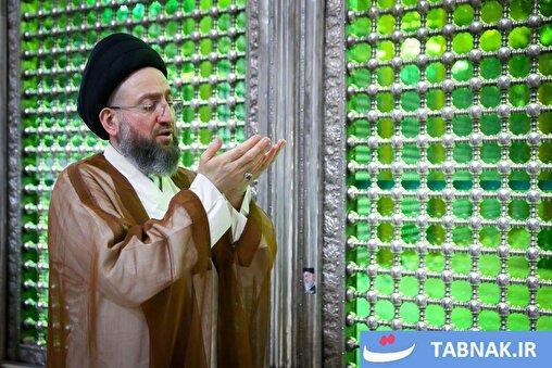 ادای احترام سید عمار حکیم به مقام امام خمینی (ره)