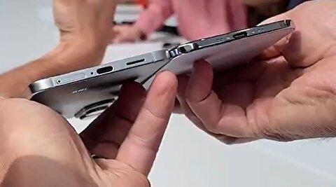 مقایسه ضخامت آیفون ایر و گلکسی S25 Edge