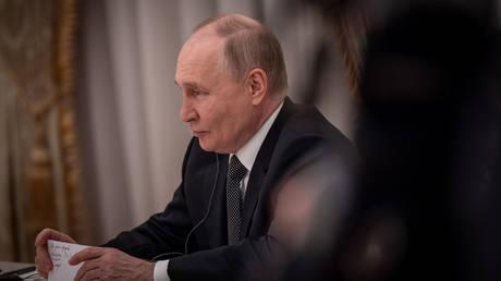 ICC Putin arrest warrant ‘counterproductive’ – EU MP (VIDEO)