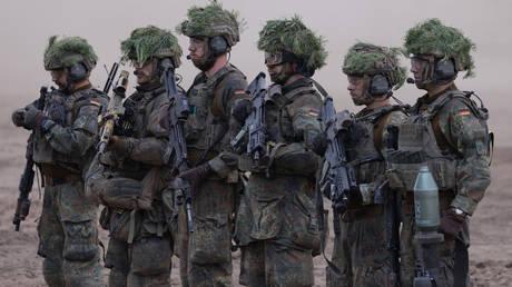 EU public skeptical of sending troops to Ukraine – WSJ