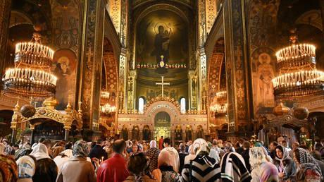 Ukrainian authorities want largest Christian church banned