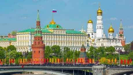 Kremlin denies turning to the East
