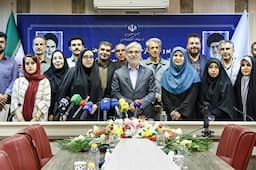 تجلیل از اصحاب رسانه با حضور وزیر علوم