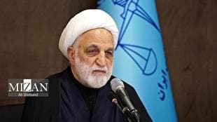 برای حفاظت و صیانت از افراد از راه‌های ناصحیح وارد نشویم
