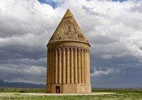 آغاز مرحله دوم محوطه‌سازی برج تاریخی رادکان