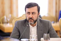 معاون گروسی پس از مذاکره، تهران را ترک کرد