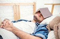 بهترین زمان برای چرت زدن در روز