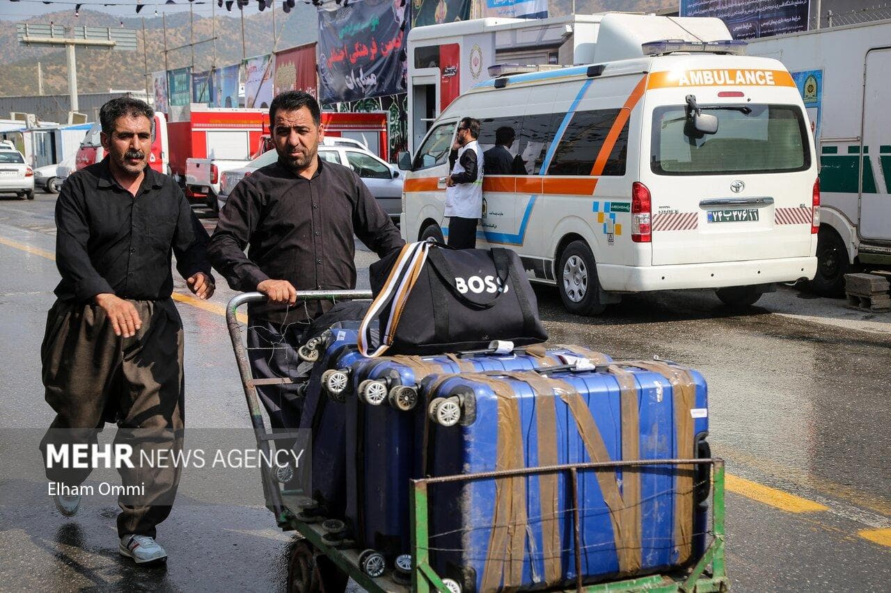 زائران در بازگشت از سفر کربلا از زیبایی‌های مرز باشماق می‌گویند