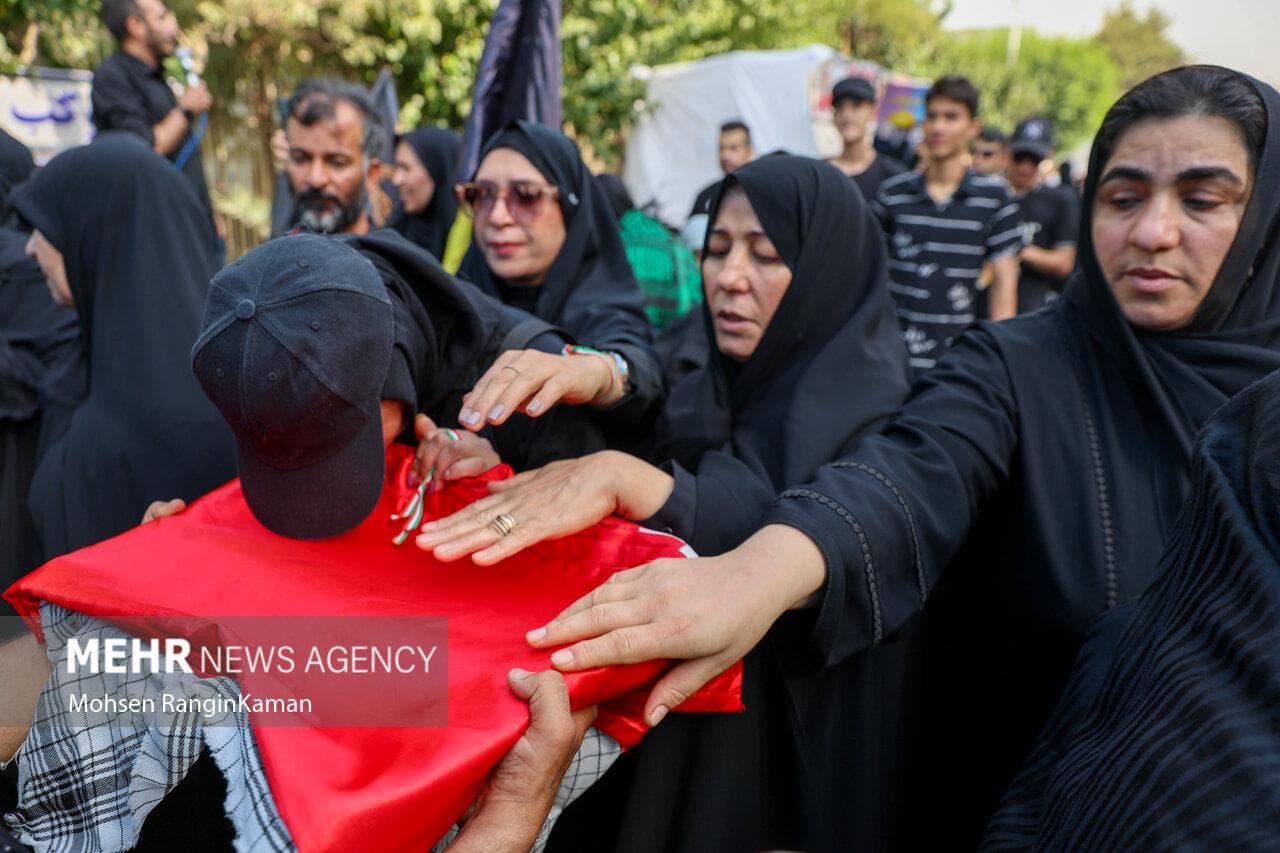 مراسم آیینی جاماندگان اربعین حسینی در تهران