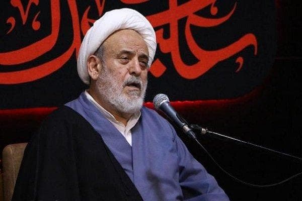 شیخ حسین انصاریان در حسینیه هدایت سخنرانی می کند