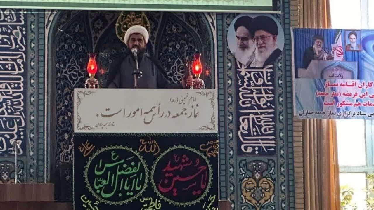 خانواده و مساجد از مهمترین سنگرهای تربیت دینی و اجتماعی است