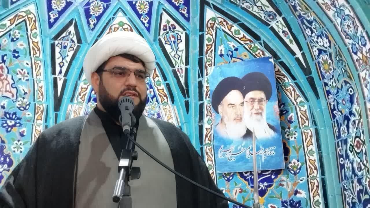 خدمت رسانی ادیان مختلف به زوار اربعین عالم را مهیای ظهور و فرج می‌کند