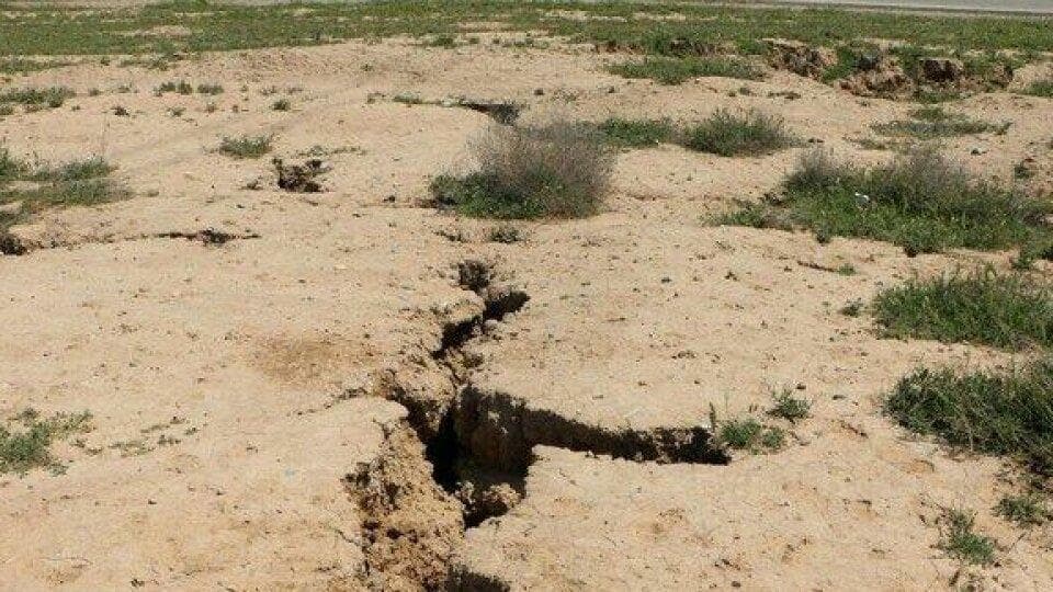 برداشت بی رویه از آبخوان‌ها باعث ایجاد فرونشست می‌شود