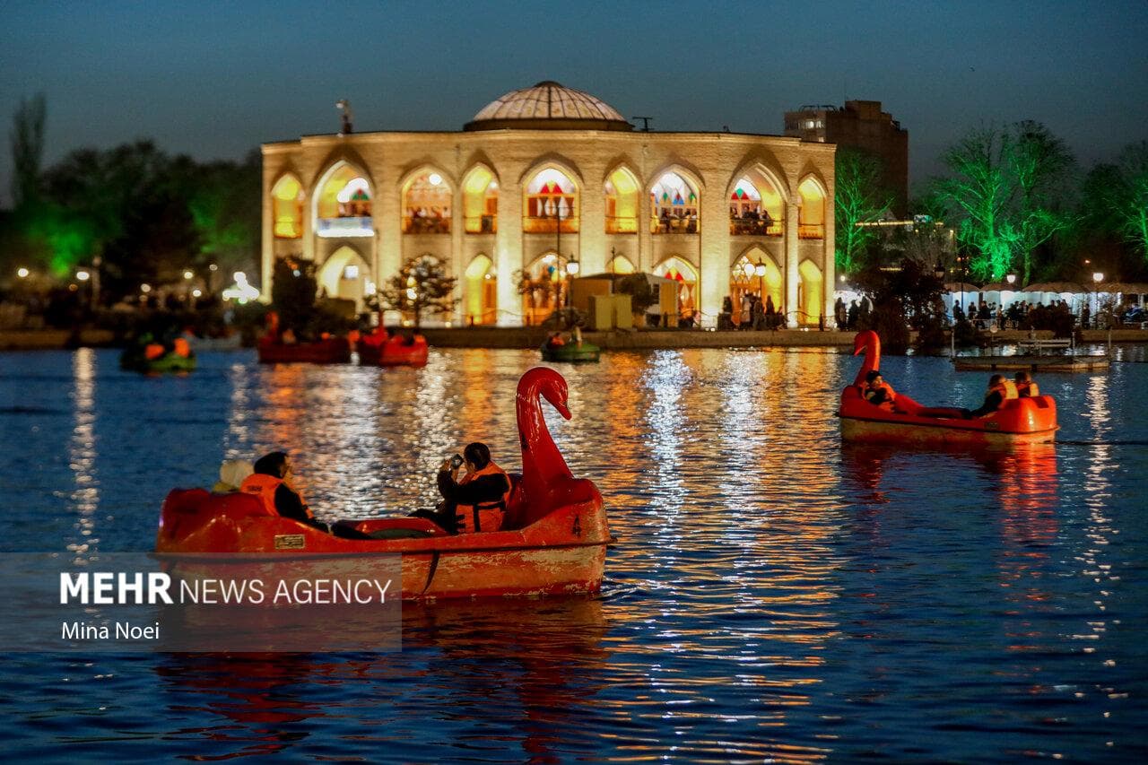تقوی نژاد: سرمایه‌گذاران محور توسعه گردشگری و صنایع‌دستی هستند
