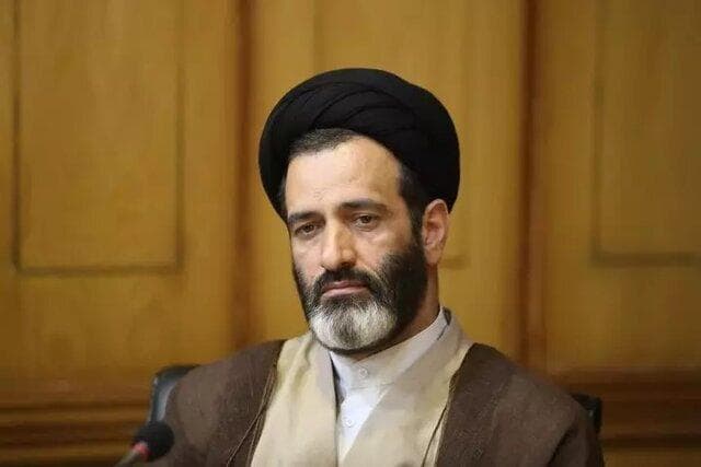 تک‌نرخی شدن ارز، عدالت اقتصادی را برقرار و رانت‌ها را حذف می‌کند