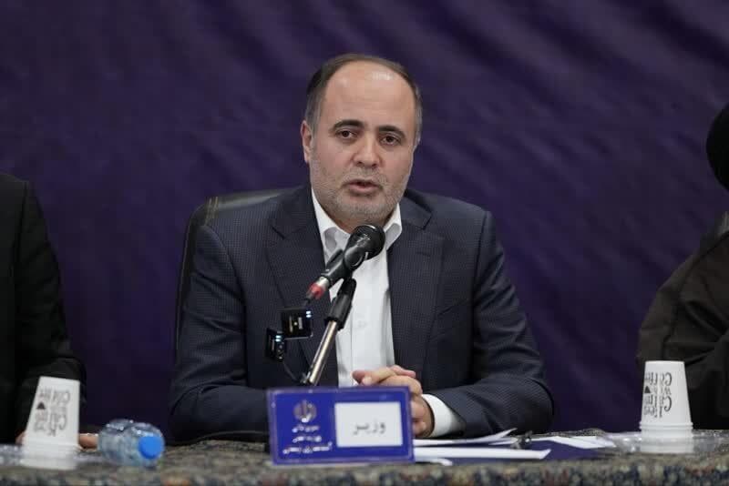 نوری: ۱۲۰۰ میلیارد تومان از مطالبات چایکاران پرداخت شده است