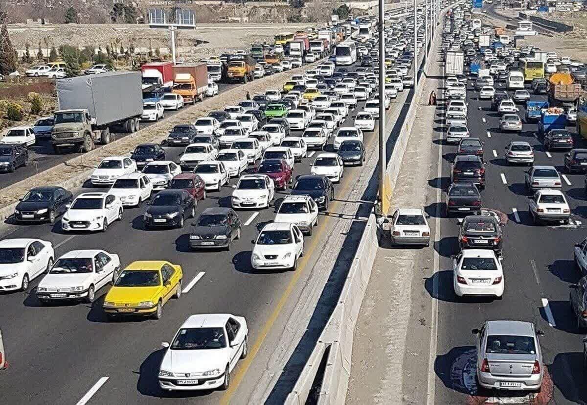 ترافیک سنگین در محورهای منتهی به حرم و ورودی‌های مشهد