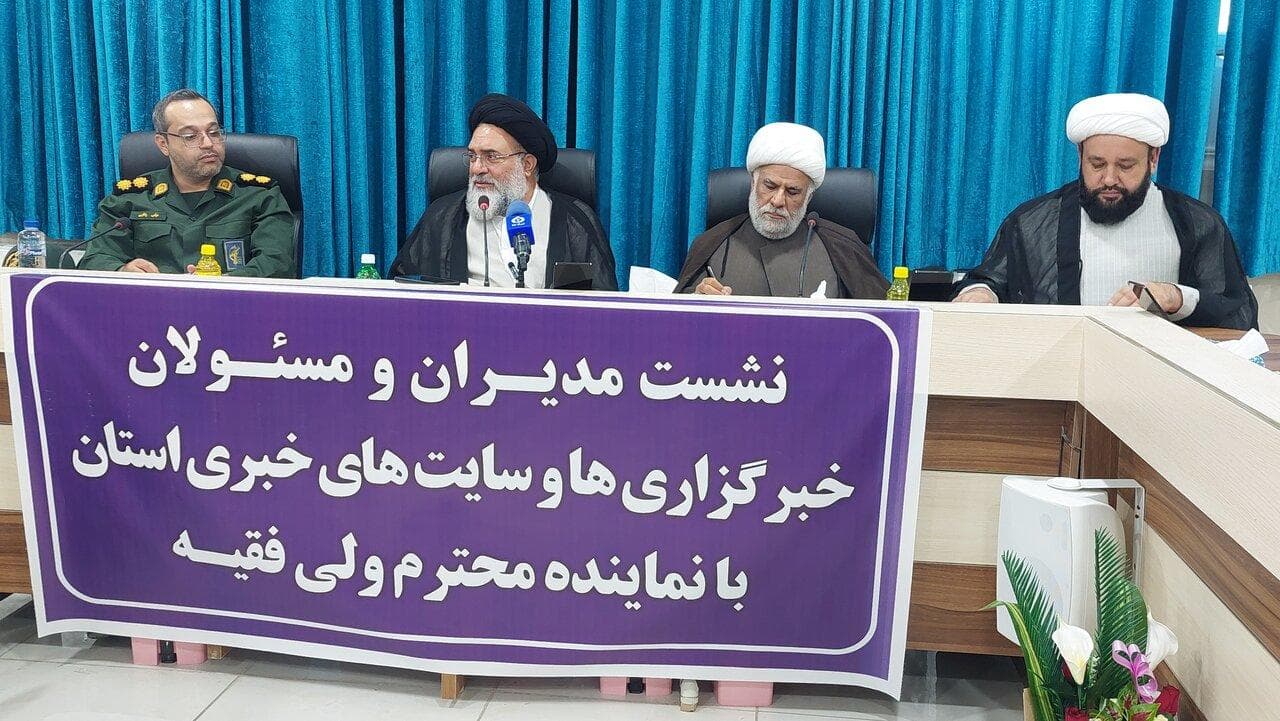 مطالبه گری رسانه ها مبتنی بر عدالت و منطق باشد