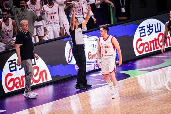 شرایط ادامه همکاری بسکتبال ایران و مانولوپولوس؛ وزیر حرف آخر را می‌زند