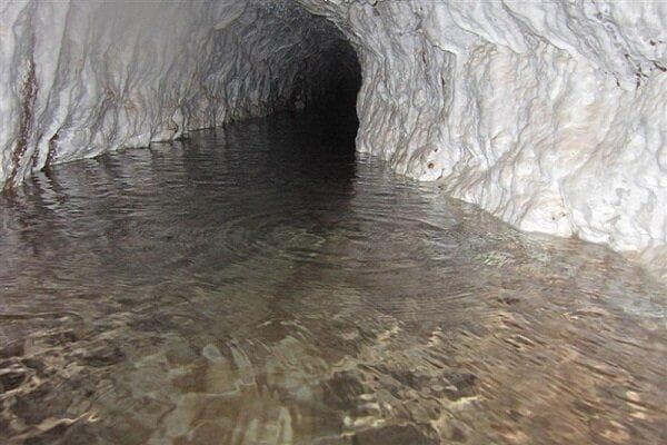 آغاز لایروبی و مرمت قنات تاریخی سیدان در مرودشت