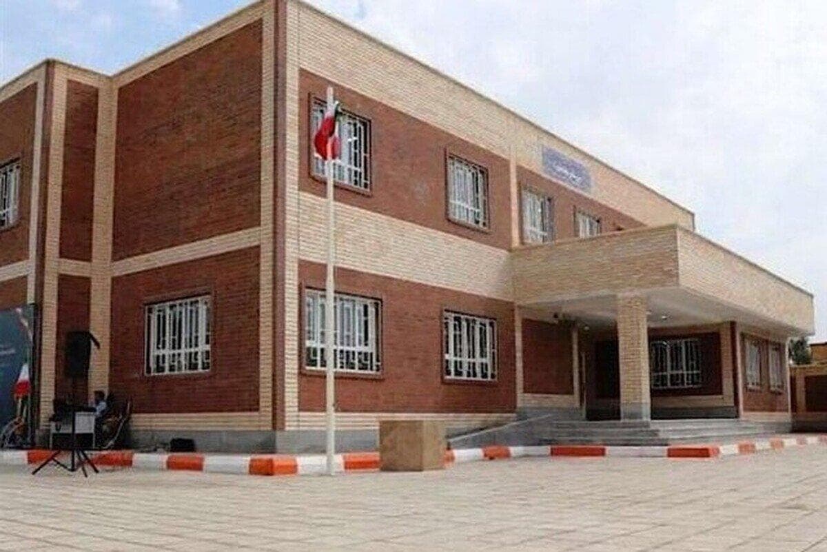 افتتاح دبستان ۶ کلاسه خیری حاج ابراهیم ملاحی بندر کوهستک