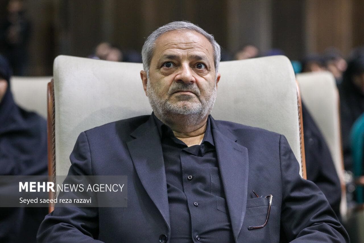 وزیر آموزش و پرورش به مقام شامخ شهدا ادای احترام کرد