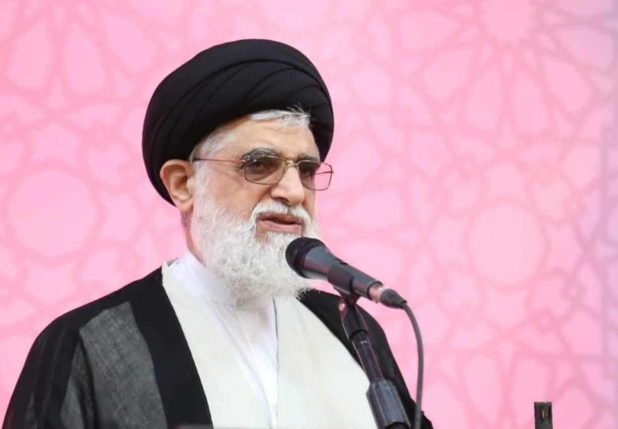 اتصال بندرگاه انزلی به راه آهن سراسری در اولویت قرار بگیرد
