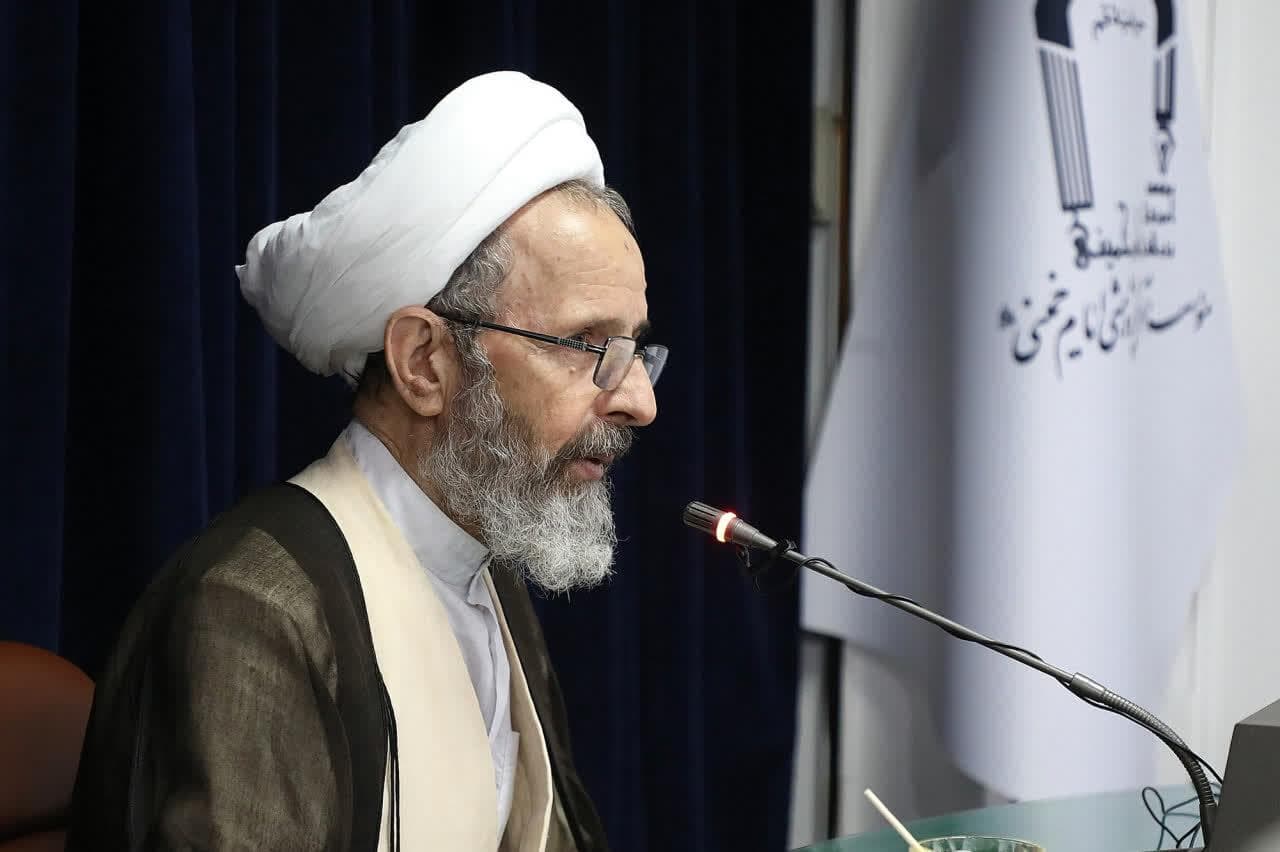 مأموریت اصلی مؤسسه امام خمینی(ره) تولید علوم انسانی اسلامی است