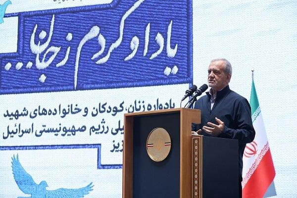 مشتی کراوات‌زده با شعار حقوق بشر بمب بر سر مردم بی‌گناه می‌ریزند