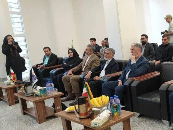 بهره‌برداری از سایت‌های ارتباطی ایرانسل در کرمان با حضور وزیر ارشاد