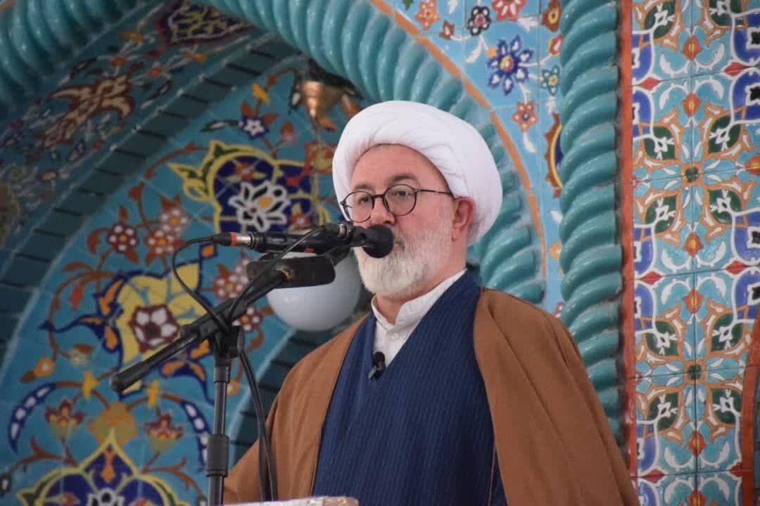 وحدت شکن‌ها «خائن» به مردم هستند؛ ضرورت حمایت از دولت
