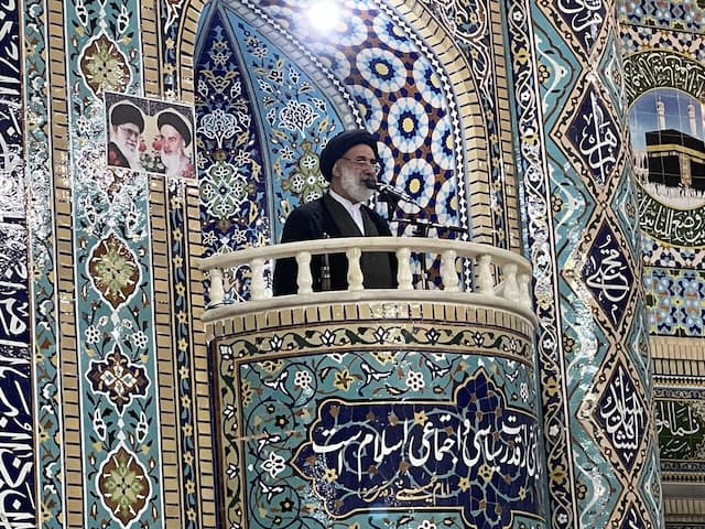 احترام و تواضع؛ سلاحی در برابر بی‌عدالتی