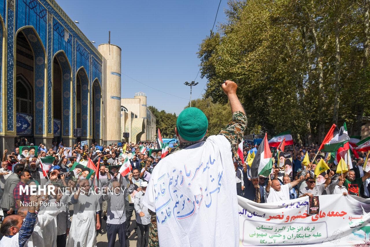 راهپیمایی جمعه خشم و نصر در کرج