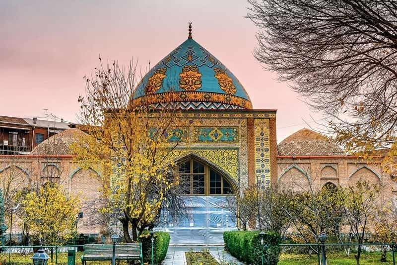 مسجد کبود ایروان در انتظار قول رئیس جمهور و وزیر میراث فرهنگی