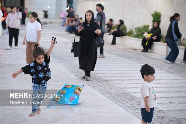 جشنواره پرواز بادبادک در یاسوج