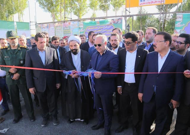 افتتاح طرح های راهداری در شهرستان هشترود با حضور استاندار
