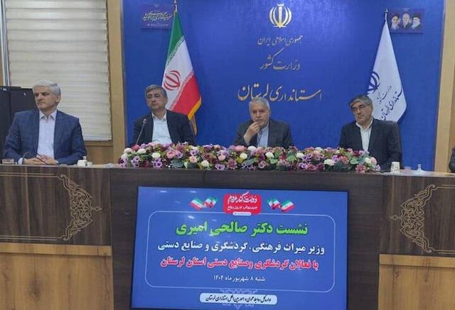 وعده برنامه‌های ویژه وزارت میراث‌فرهنگی برای لرستان