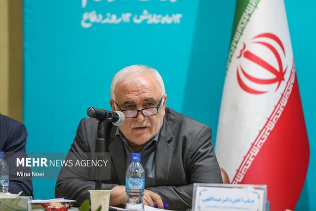اصلاح نظام اداری لازمه هر جراحی اقتصادی است