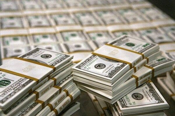 افزایش نرخ دلار جنبه روانی دارد