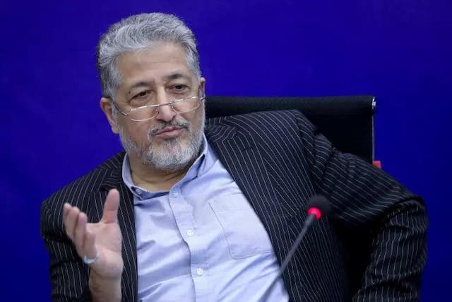 سرپرست دانشگاه آزاد: پایان چیدمان سنتی و آغاز جذب اساتید میان‌رشته‌ای